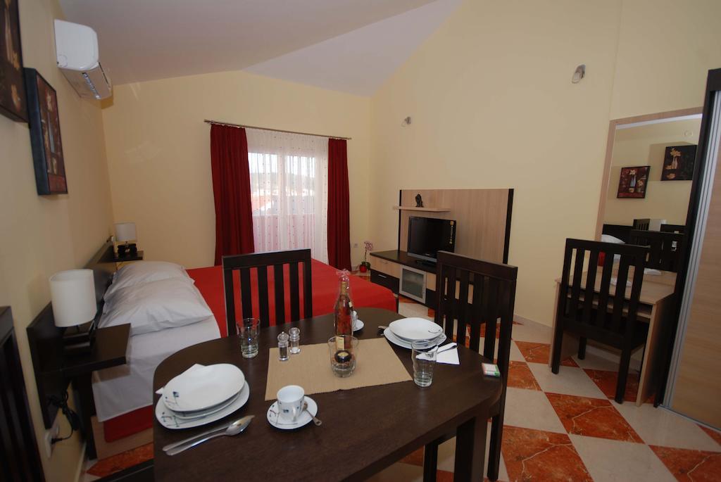 Apartments Stepic Trogir Zimmer foto